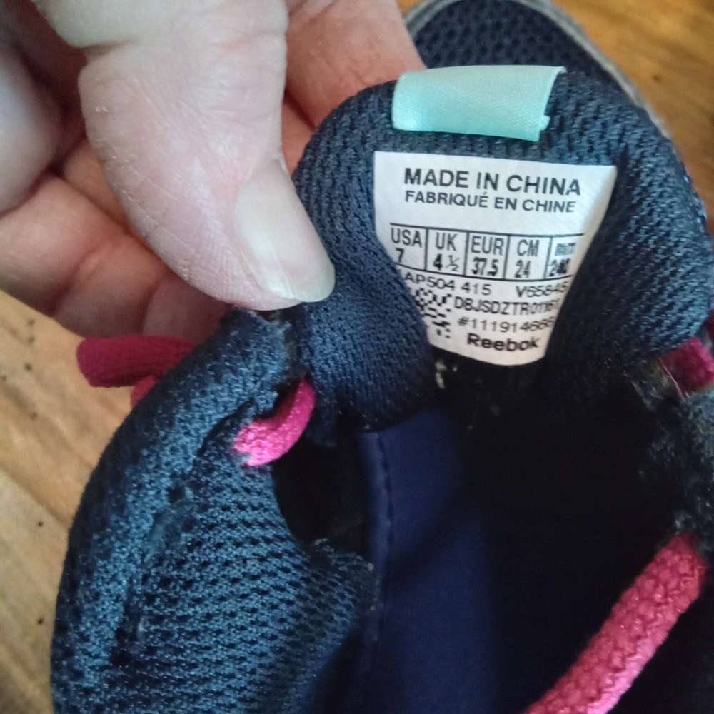 Reebok Quick Chase Size 7 Blue and Pink Running Sneakers - Picture 10 of 15
